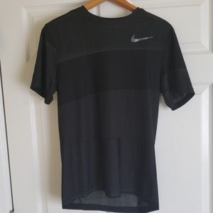 Men's Dri-Fit mesh shirt